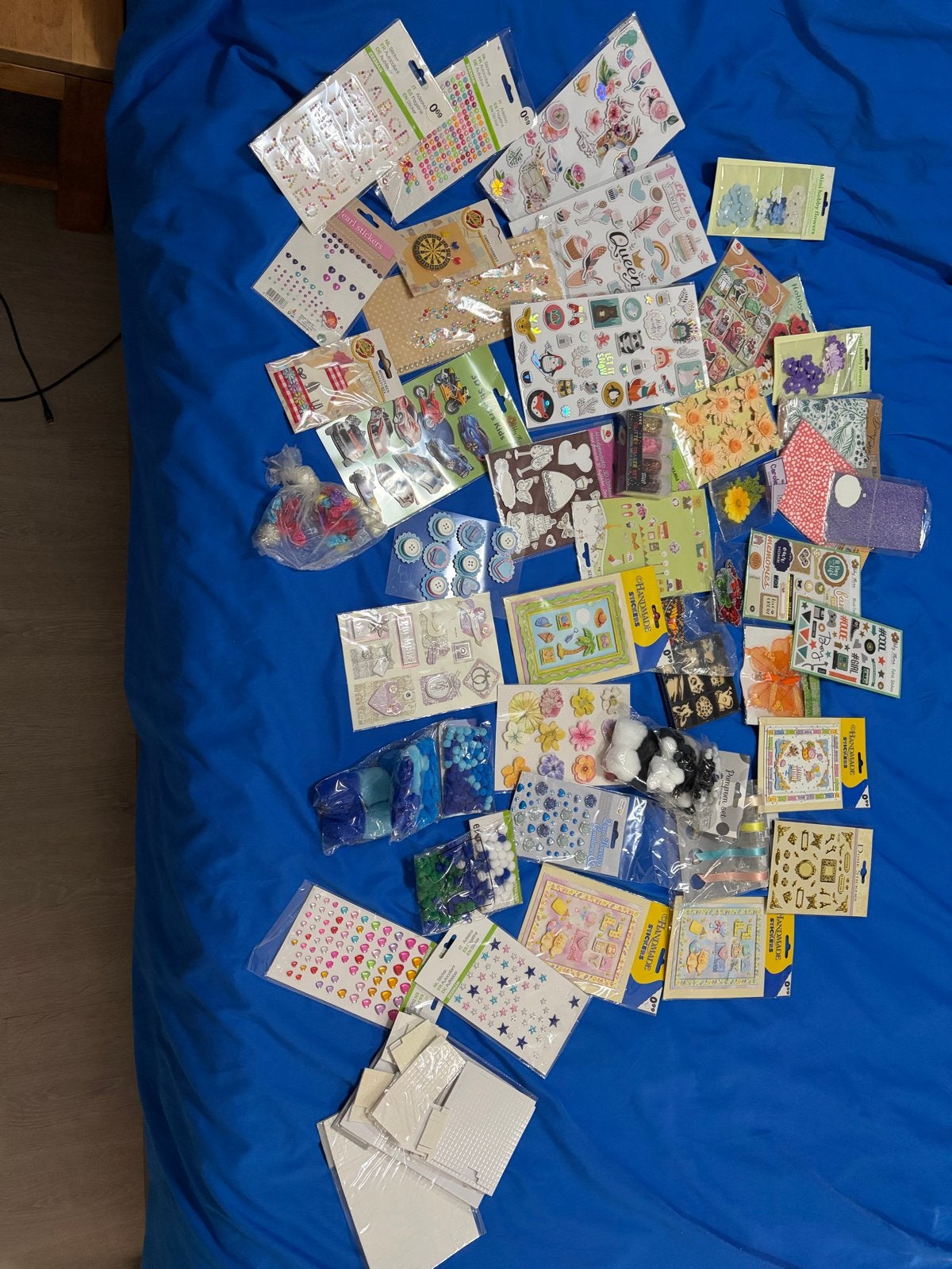Grote knutselset: stickers, pompons,  en meer!, Ophalen, Overige thema's, Meerkleurig, Kunststof