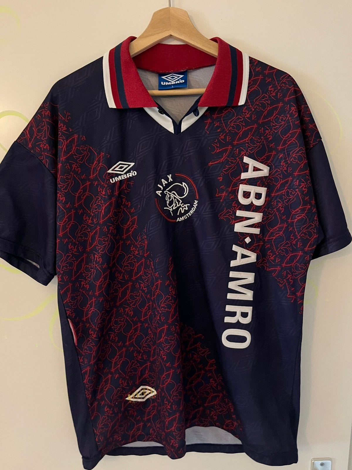 Vintage Umbro Ajax uitshirt 1994/1995 Maat L, Ophalen of Verzenden, Gedragen, Maat 52/54 (L), Blauw