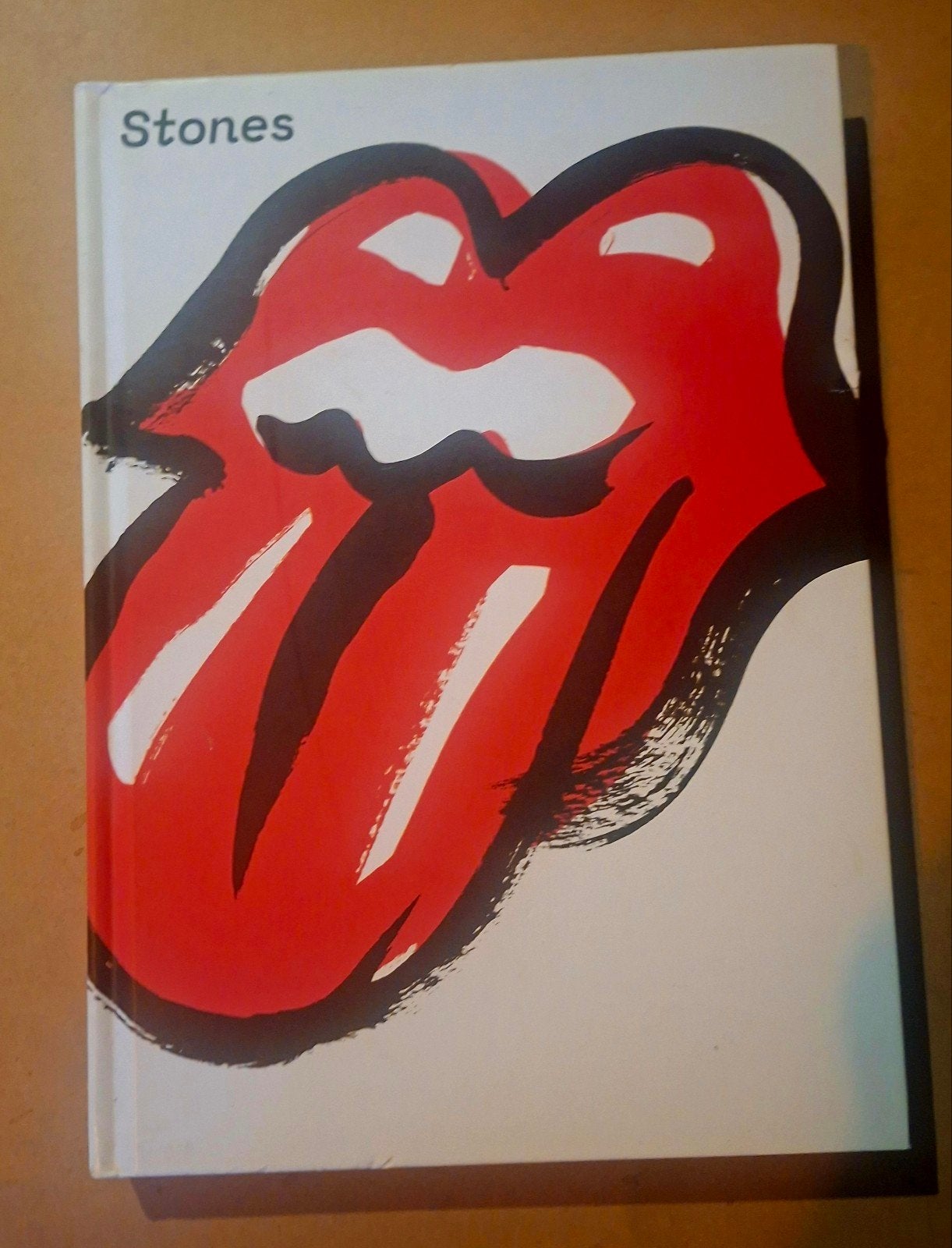 Stones: Het verhaal van The Rolling Stones, Ophalen of Verzenden, Zo goed als nieuw, Artiest, Onbekend