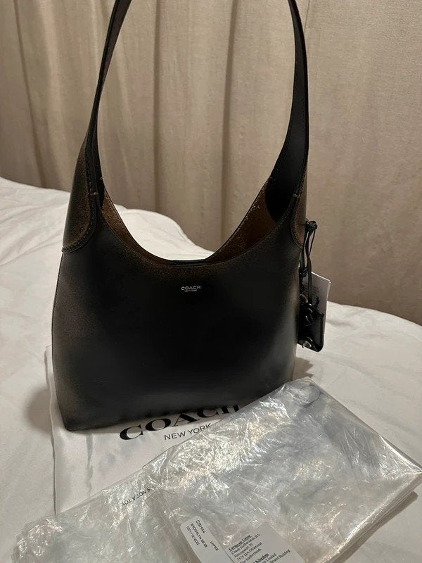Coach Brooklyn 28 handtas

- Ongebruikt
- Maat 28
- Leer, Sieraden, Tassen en Uiterlijk, Tassen | Schoudertassen, Ophalen of Verzenden