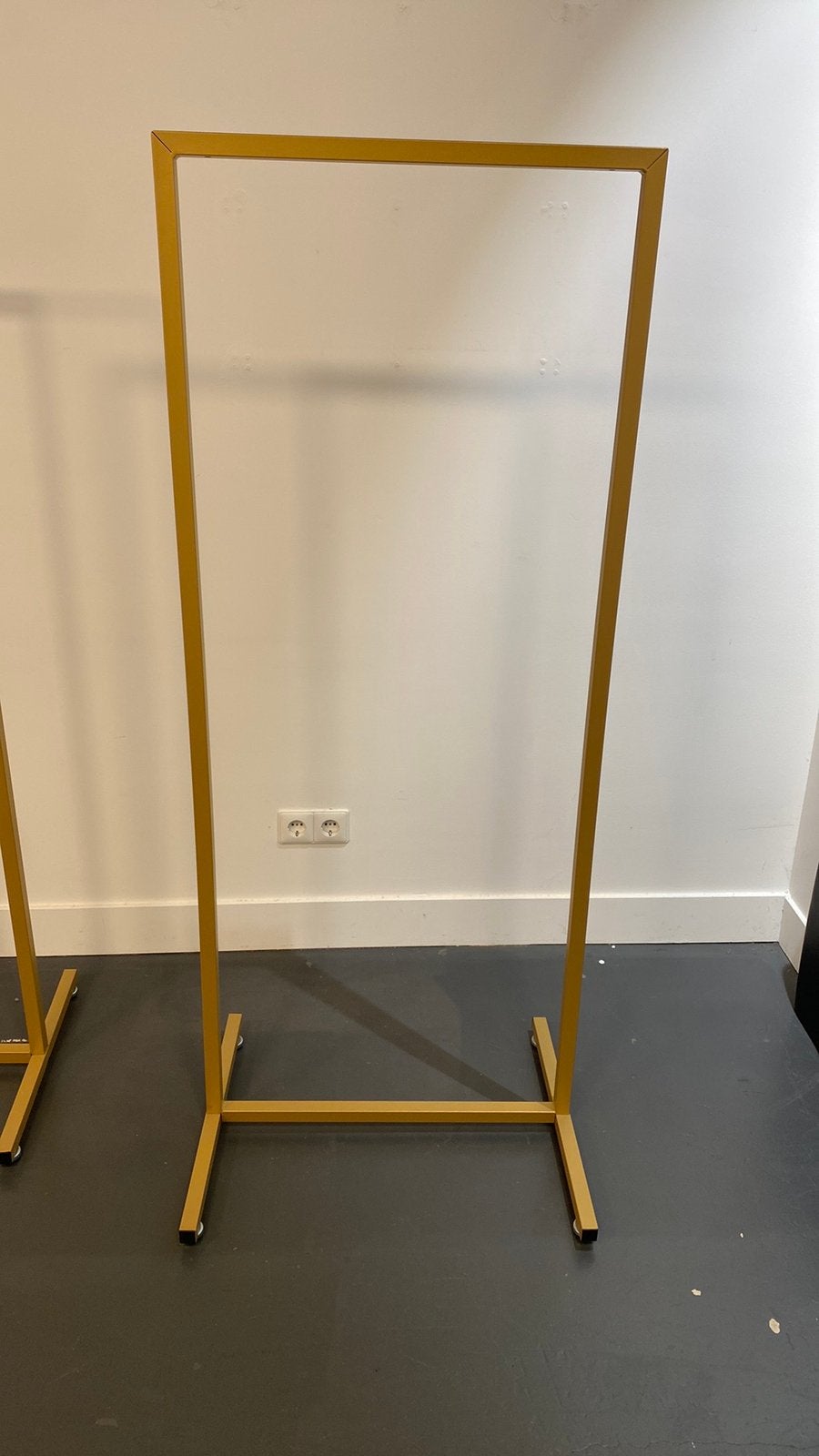 Kledingrek metaal gold, Kleding | Dames, Kledingrekken, Ophalen, Zo goed als nieuw
