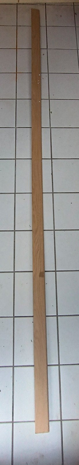Gratis Plint van 240 cm lang, Ophalen, Zo goed als nieuw, Mdf, 200 tot 250 cm