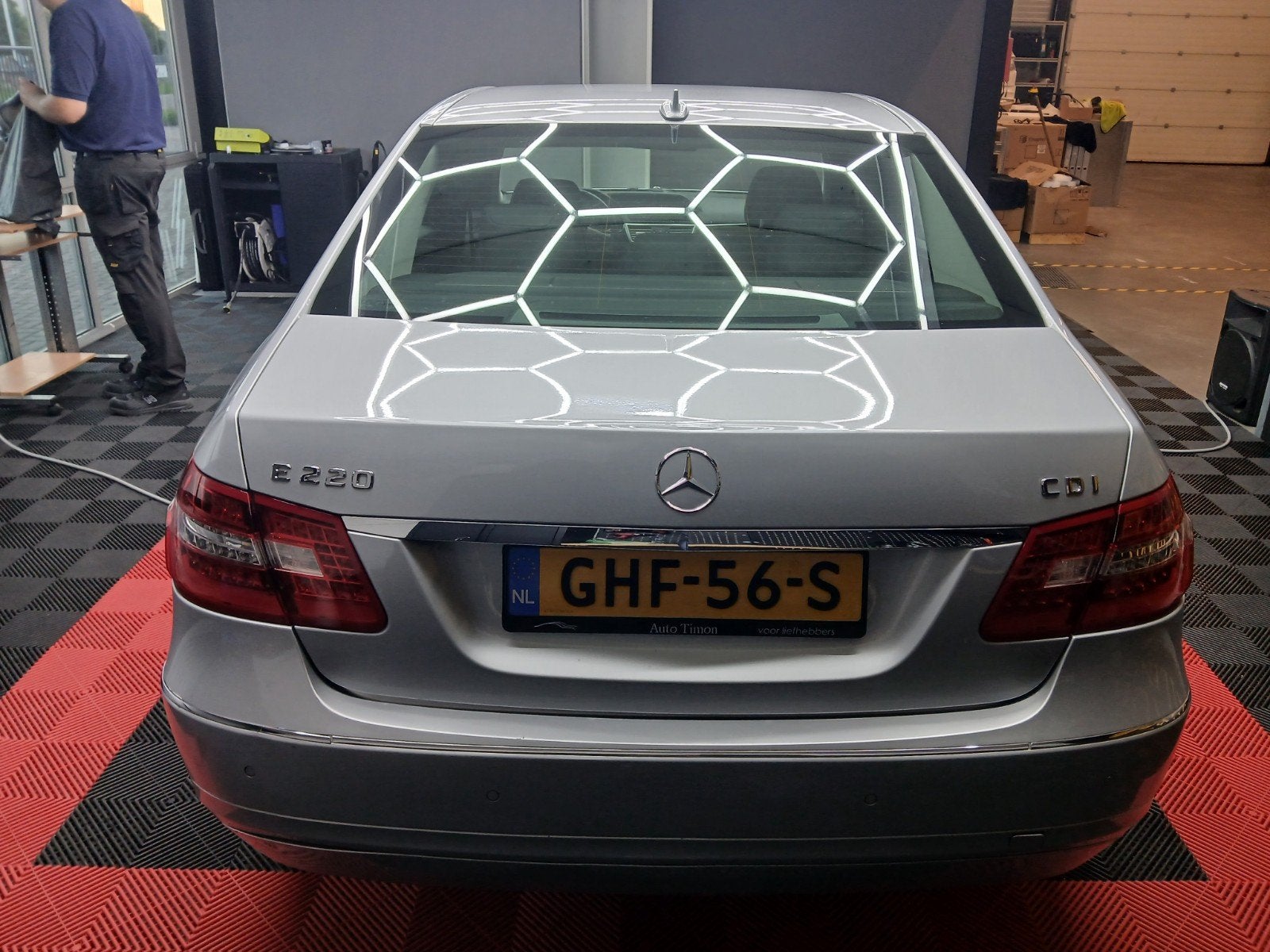 Foto 3 van Mercedes-Benz E-Klasse E220cdi Sedan Auto5W212 2009 Grijs