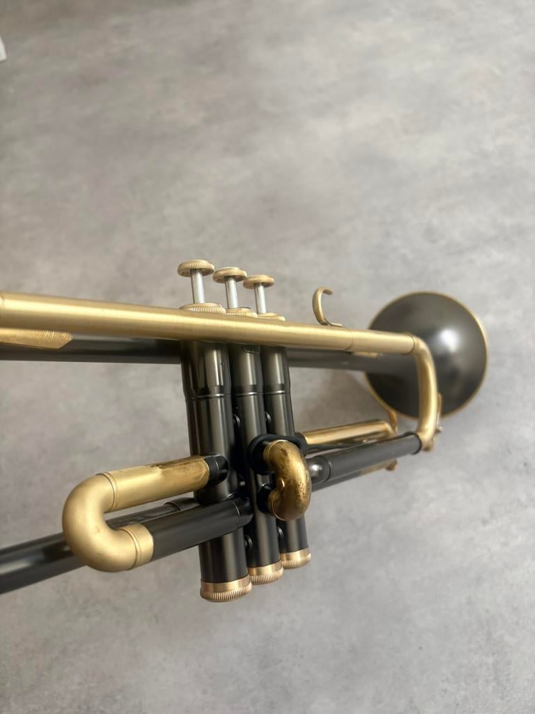 Trompet Bes, Muziek en Instrumenten, Ophalen of Verzenden, Zo goed als nieuw, Koperblazer