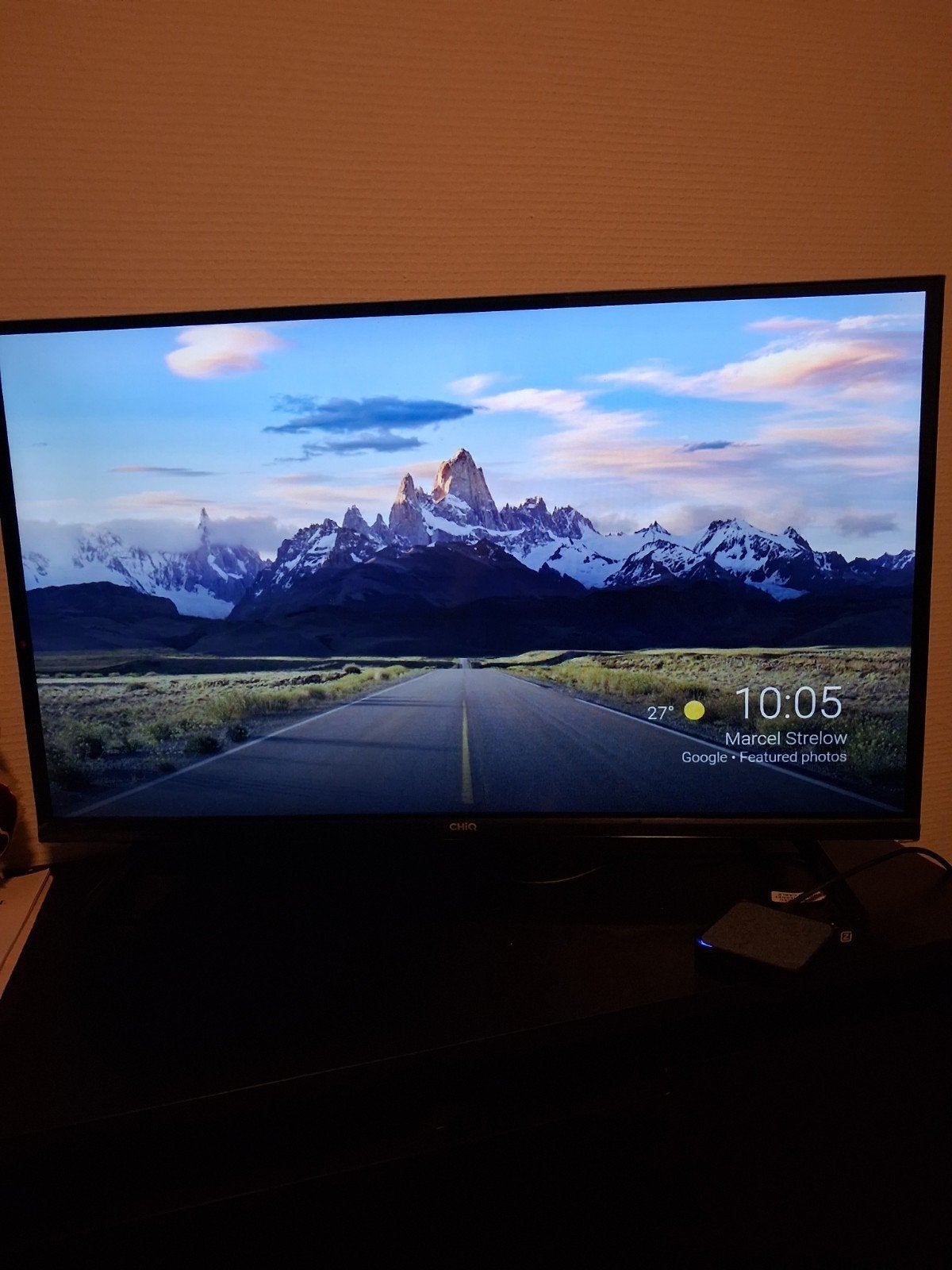 zgn led tv merk CHIQ, LED, 50 Hz, Zo goed als nieuw, 40 tot 60 cm