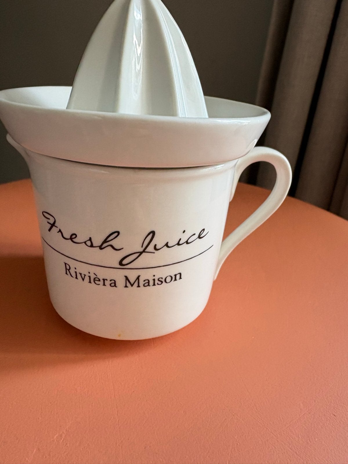 Riviera Maison Citruspers met kan - Fresh Juice, Overige typen, Ophalen of Verzenden, Zo goed als nieuw, Steen/keramiek