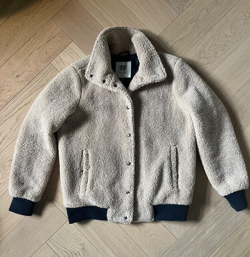 America Today Teddy Jas Maat S, Beige, Ophalen of Verzenden, Zo goed als nieuw, Maat 36 (S)