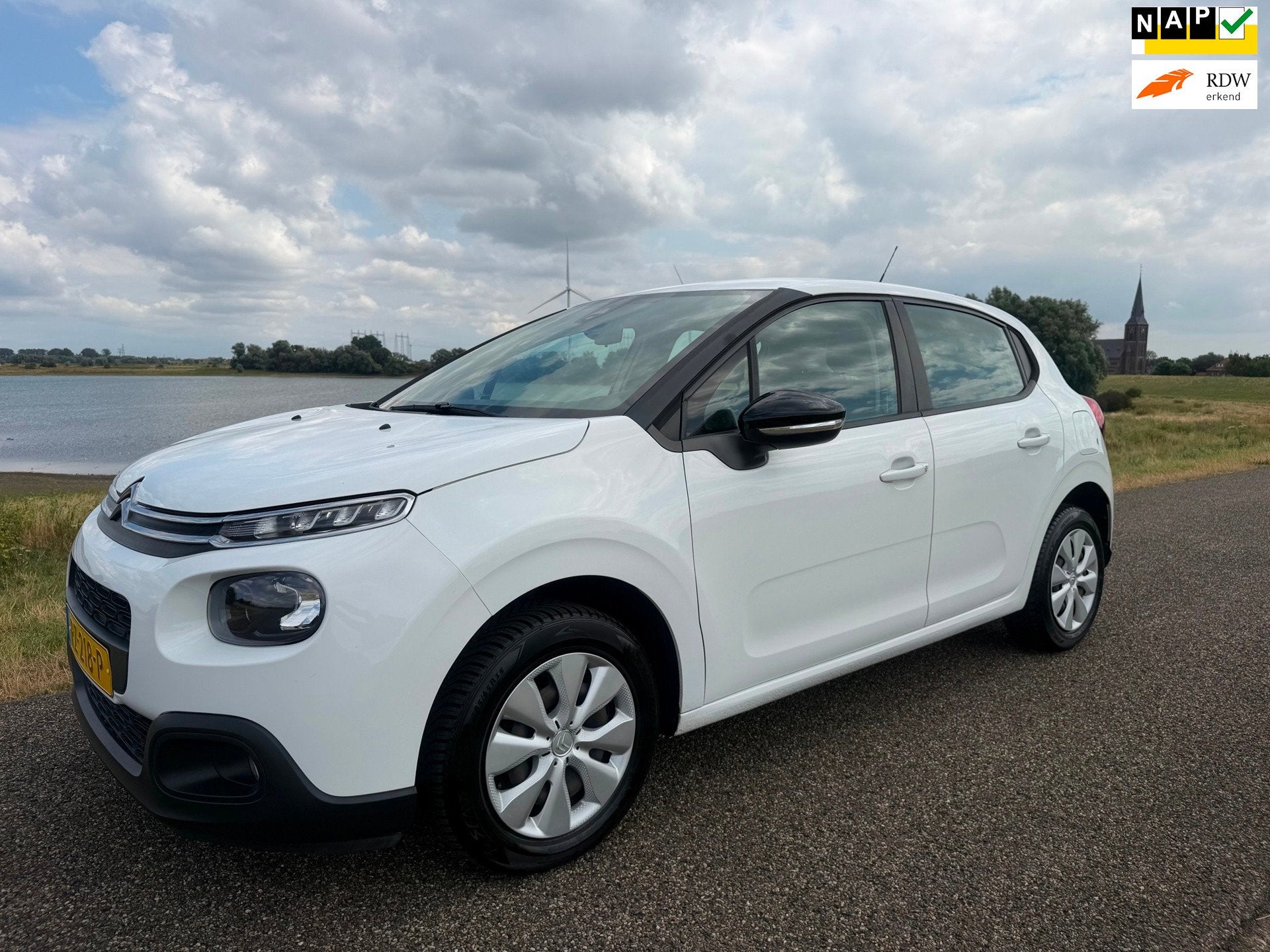 Citroen C3 1.2 PureTech Feel 105g Airco Cruise NW Distri, Voorwielaandrijving, Euro 6, 1199 cc, 82 pk