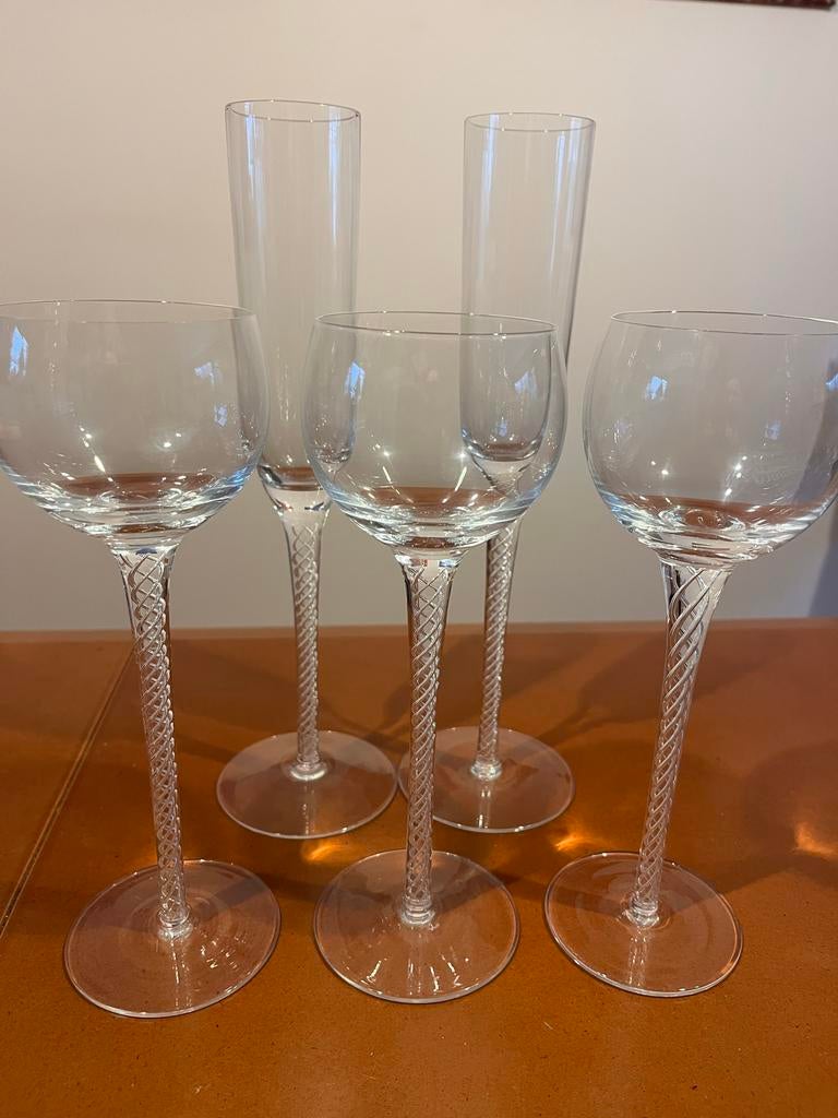 Set van 5 kristallen glazen met gedraaide steel, Ophalen of Verzenden, Nieuw