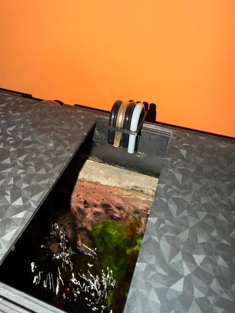 Slangenhouder Doseerpomp - Juwel Rio 180 (Custom Design), Dieren en Toebehoren, Vissen | Aquaria en Toebehoren, Marconistraat 6F 1704RG Heerhugowaard