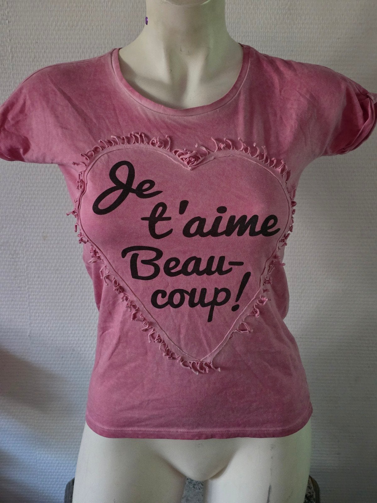 Dzine Jeans Roze T-shirt met 'Je t'aime Beaucoup!' Maat 164, Kinderen en Baby's, Meisje, Ophalen of Verzenden, Zo goed als nieuw