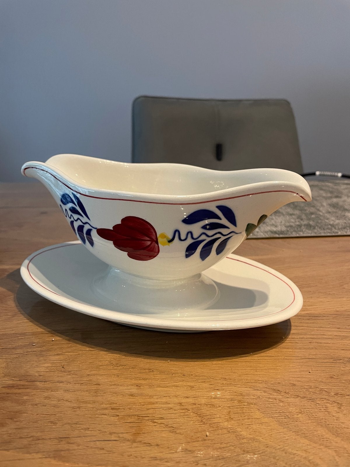 Antieke Boch Frères sauskom met schotel, Antiek en Kunst, Ophalen of Verzenden