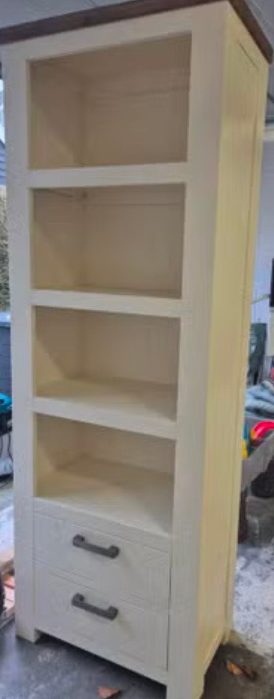 Lizzano meubelset: boekenkasten, eettafel, tv-meubel, Ophalen of Verzenden, Gebruikt