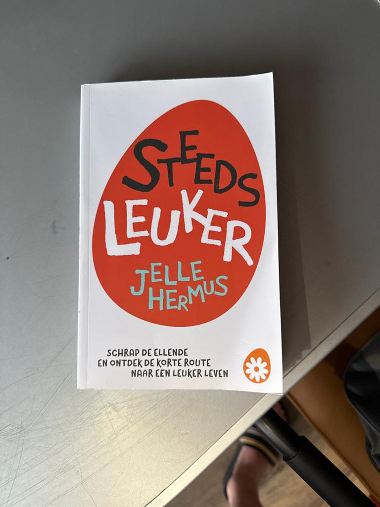 Steeds Leuker - Jelle Hermus (Boek), Ophalen of Verzenden, Zo goed als nieuw, Nederland
