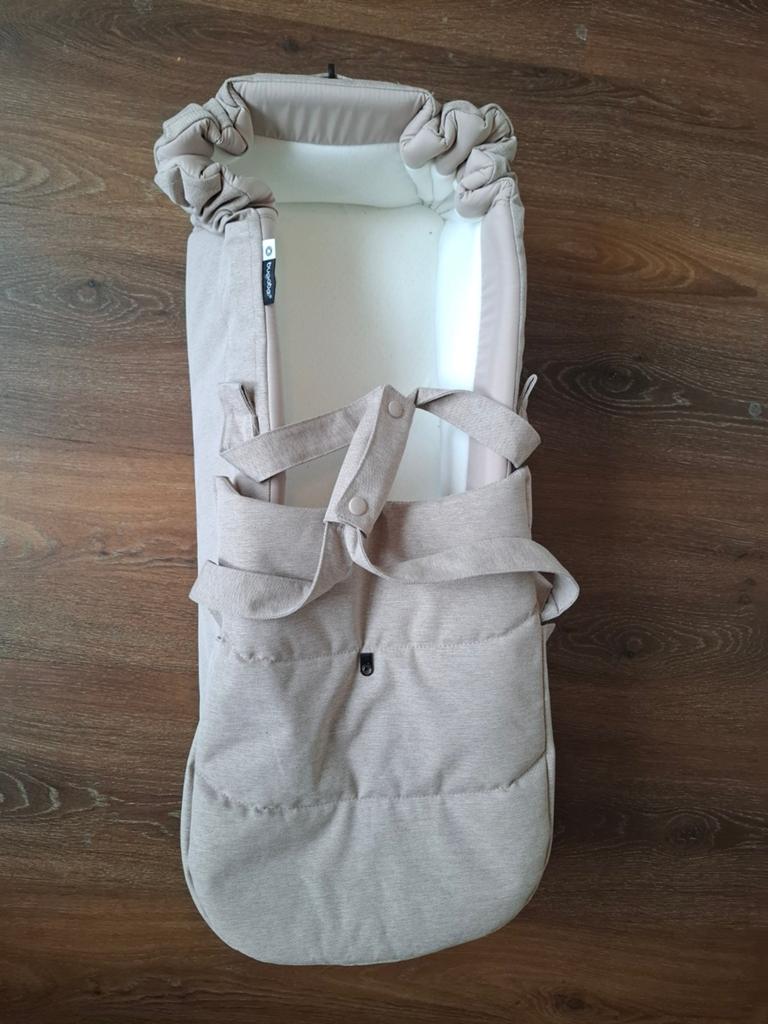 Bugaboo nest creme, Ophalen, Zo goed als nieuw