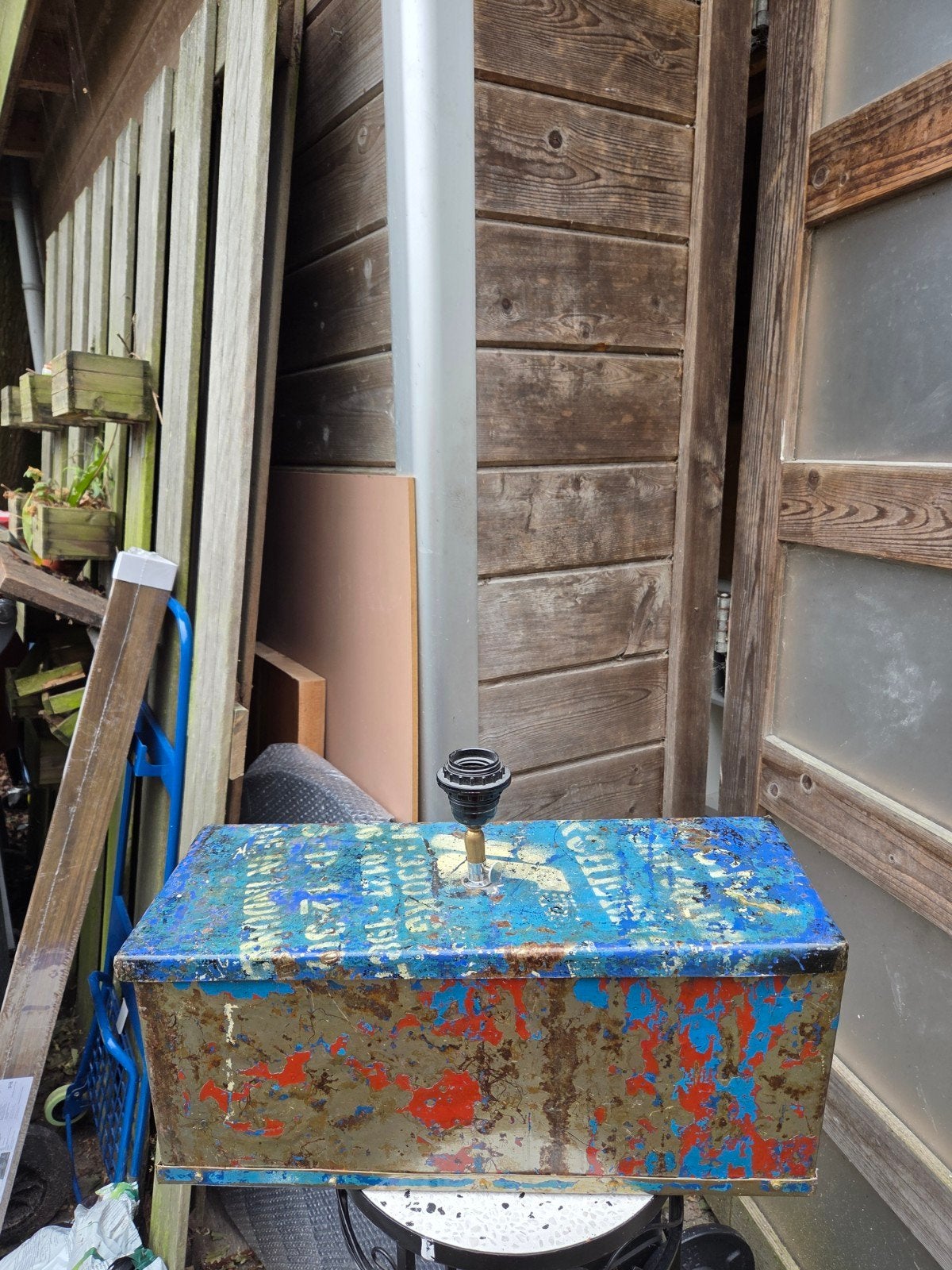 Vintage lamp van opbergbox - Uniek en industrieel, Ophalen