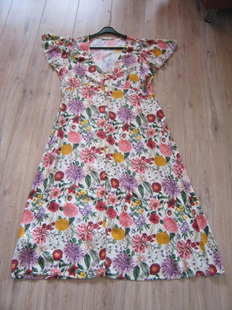 Zomer bloemen jurk Mango Maat L, Mango, Maat 42/44 (L), Ophalen of Verzenden, Zo goed als nieuw