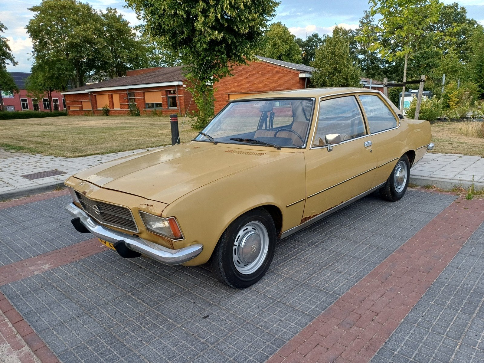 OPEL D REKORD 1.7 BENZINE 1974, Ophalen, Gebruikt, Opel