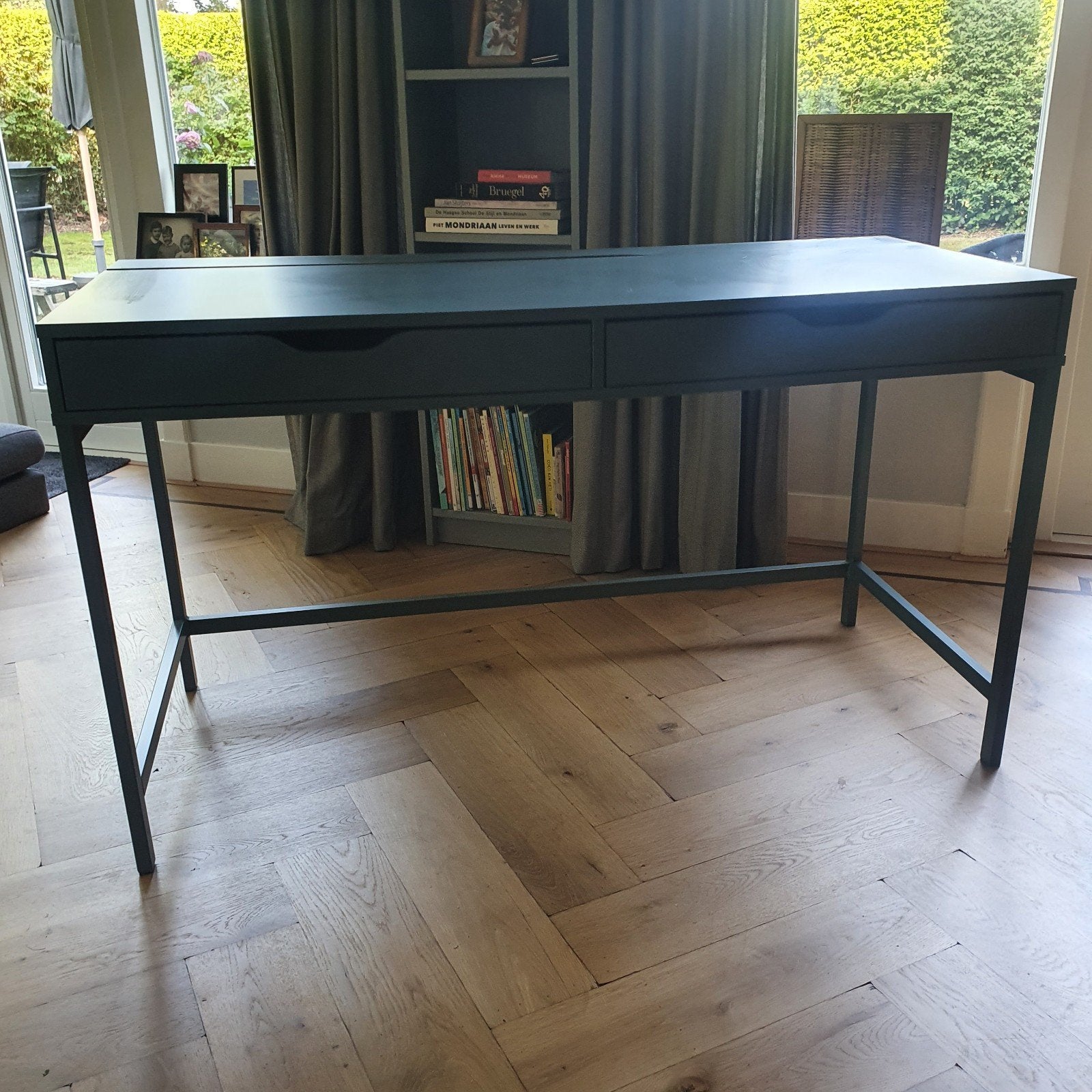 Bureau Alex, Ophalen of Verzenden, Gebruikt