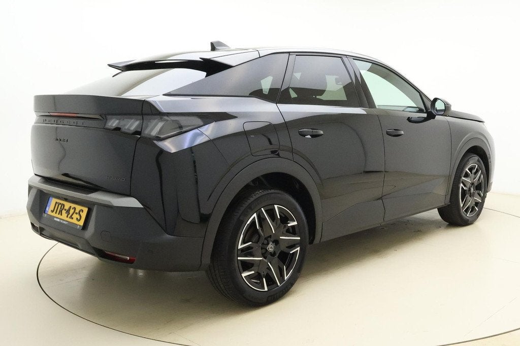 Peugeot 3008 1.2 Hybrid 145 Allure | 19'' velgen | | Apple C, 145 pk, Gebruikt, Euro 6, 1199 cc