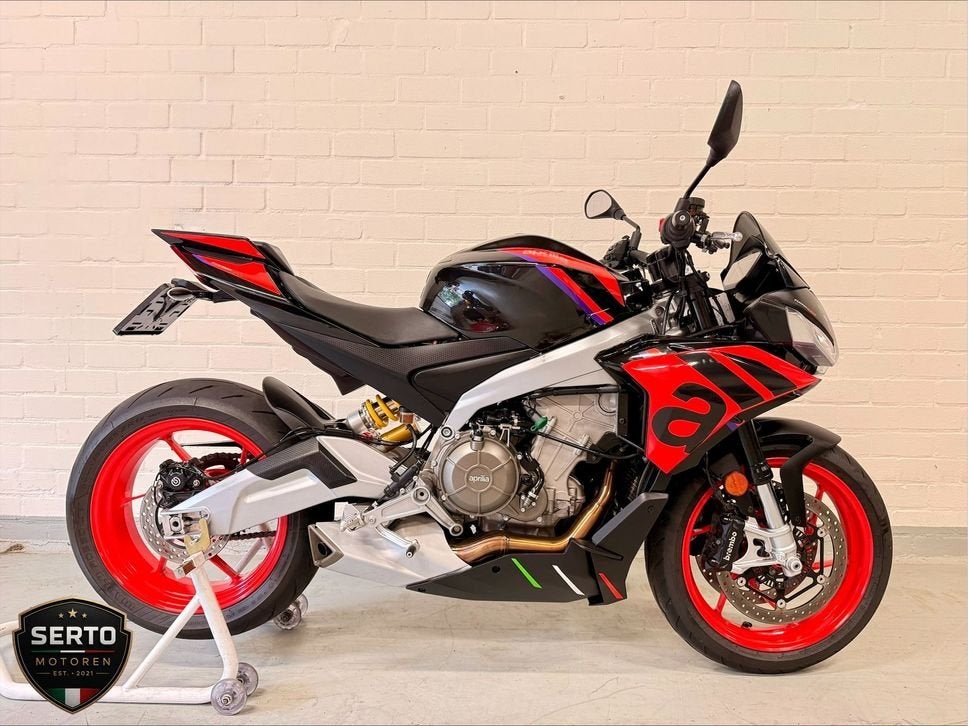APRILIA TUONO 660 FACTORY (bj 2024), 2 cilinders, Bedrijf, Onbekend, APRILIA