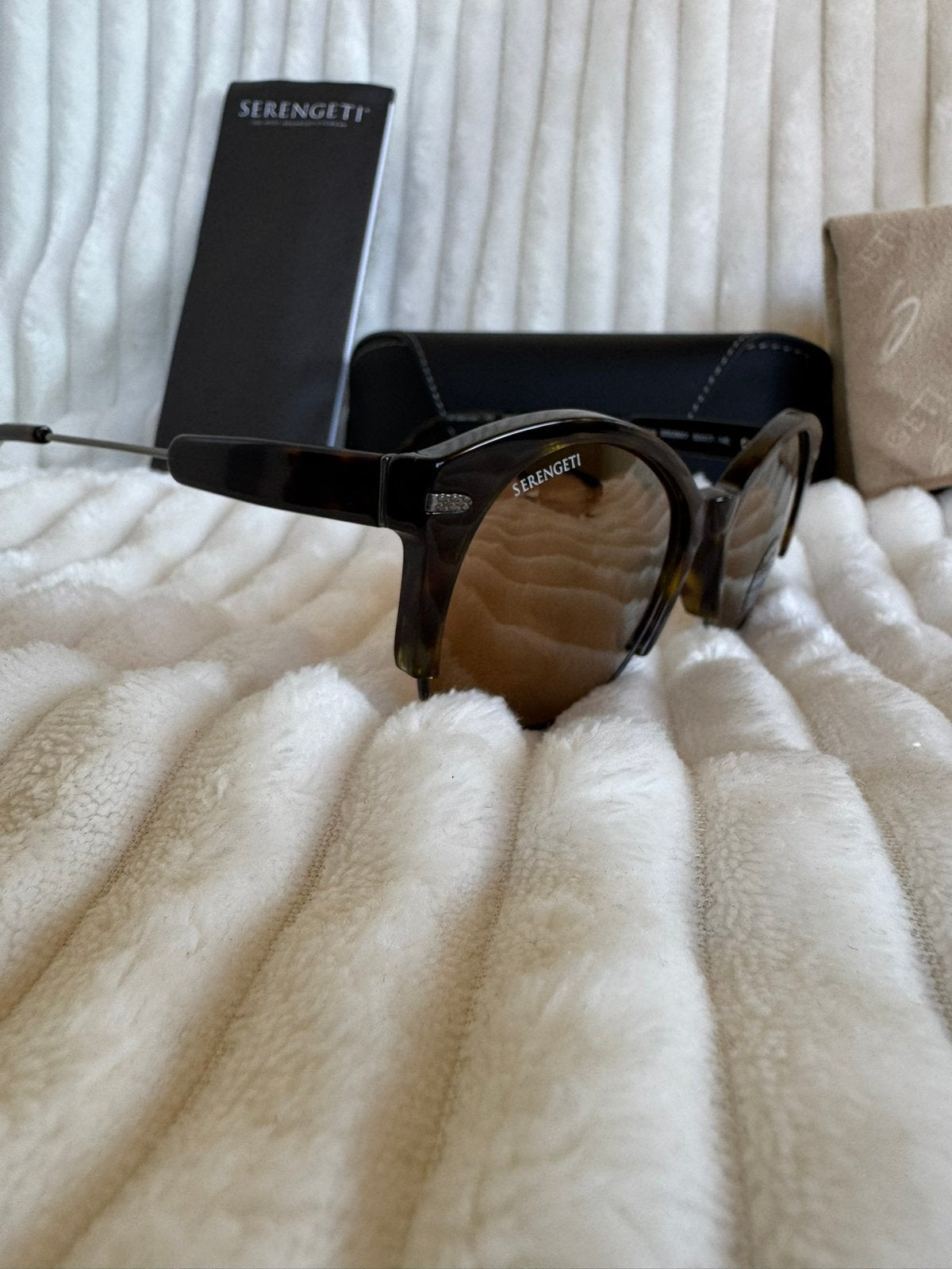 Serengeti Vinita SS539001 incl garantie en btw-factuur, Zonnebril, Verzenden, Nieuw, Nvt