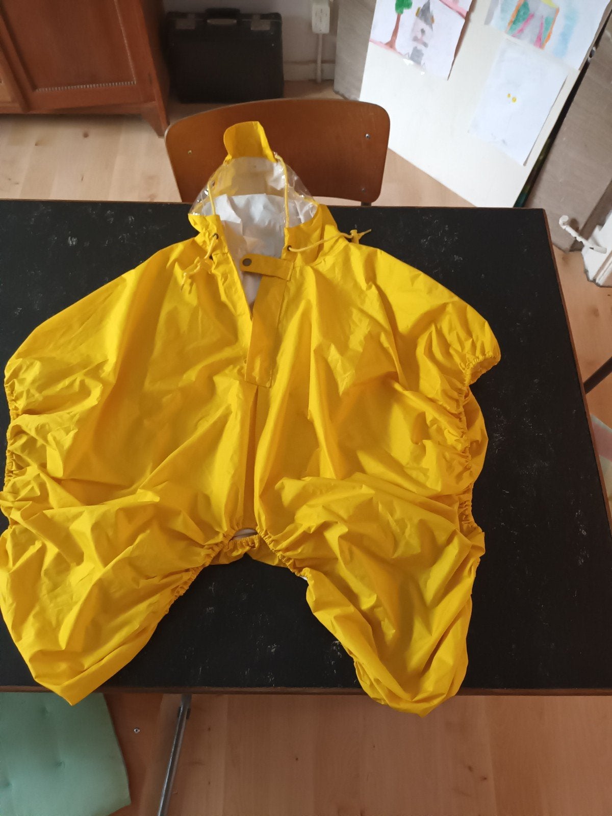 Regenponcho, Ruma Sport, Kinderzitje Geel met Fluorstreep, Ophalen of Verzenden, Zo goed als nieuw, Kinderen, Ruma sport