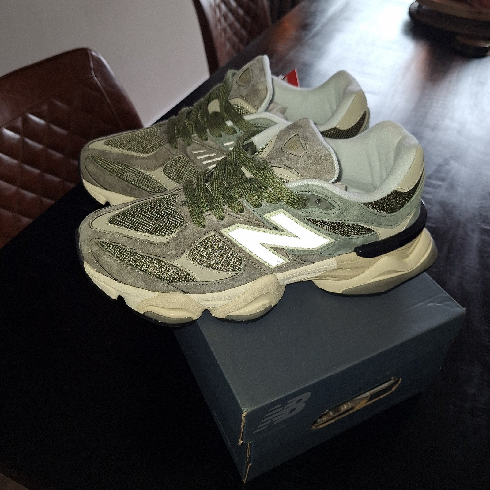New Balance 9060 - Maat 41 - Nieuw en ongedragen, Kleding | Dames, Schoenen, New Balance, Nieuw, Ophalen of Verzenden, Sneakers of Gympen