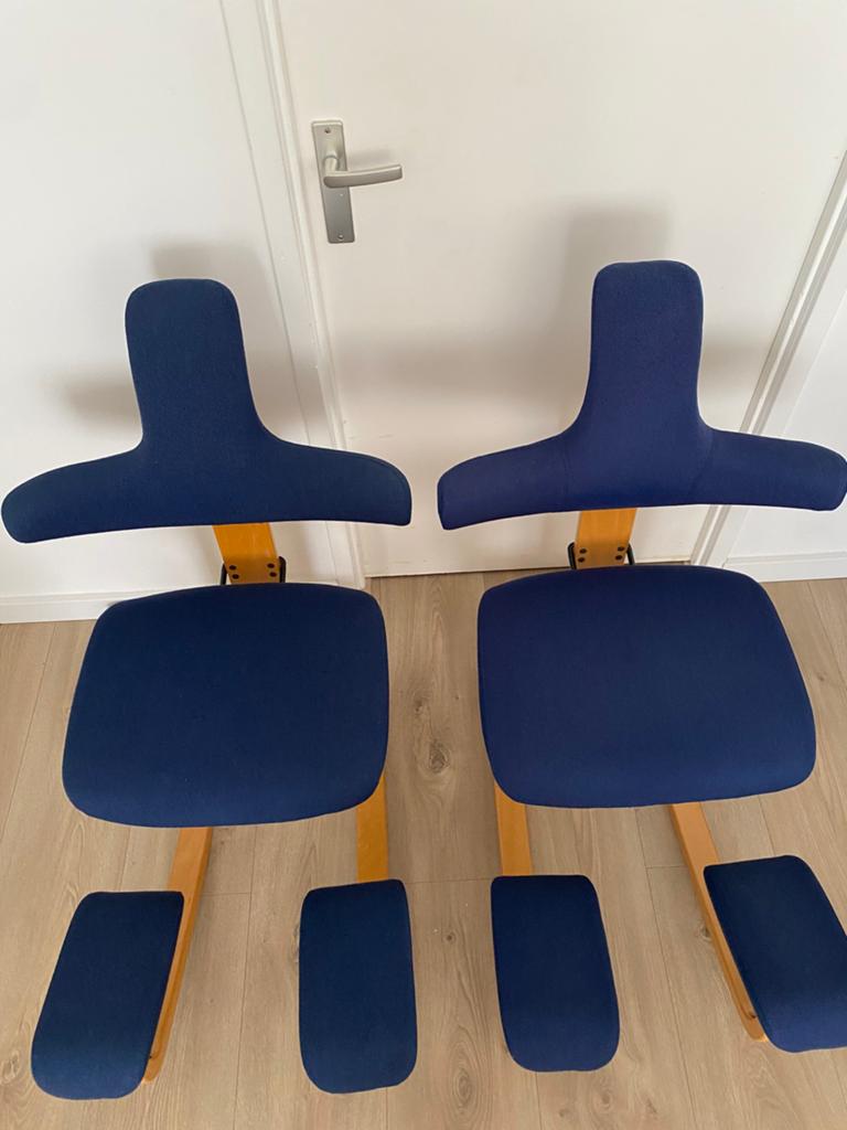 3x Stokke Varier Thatsit ergonomische kniestoel Navy Blue, Huis en Inrichting, Bureaustoelen, Ophalen of Verzenden, Zo goed als nieuw