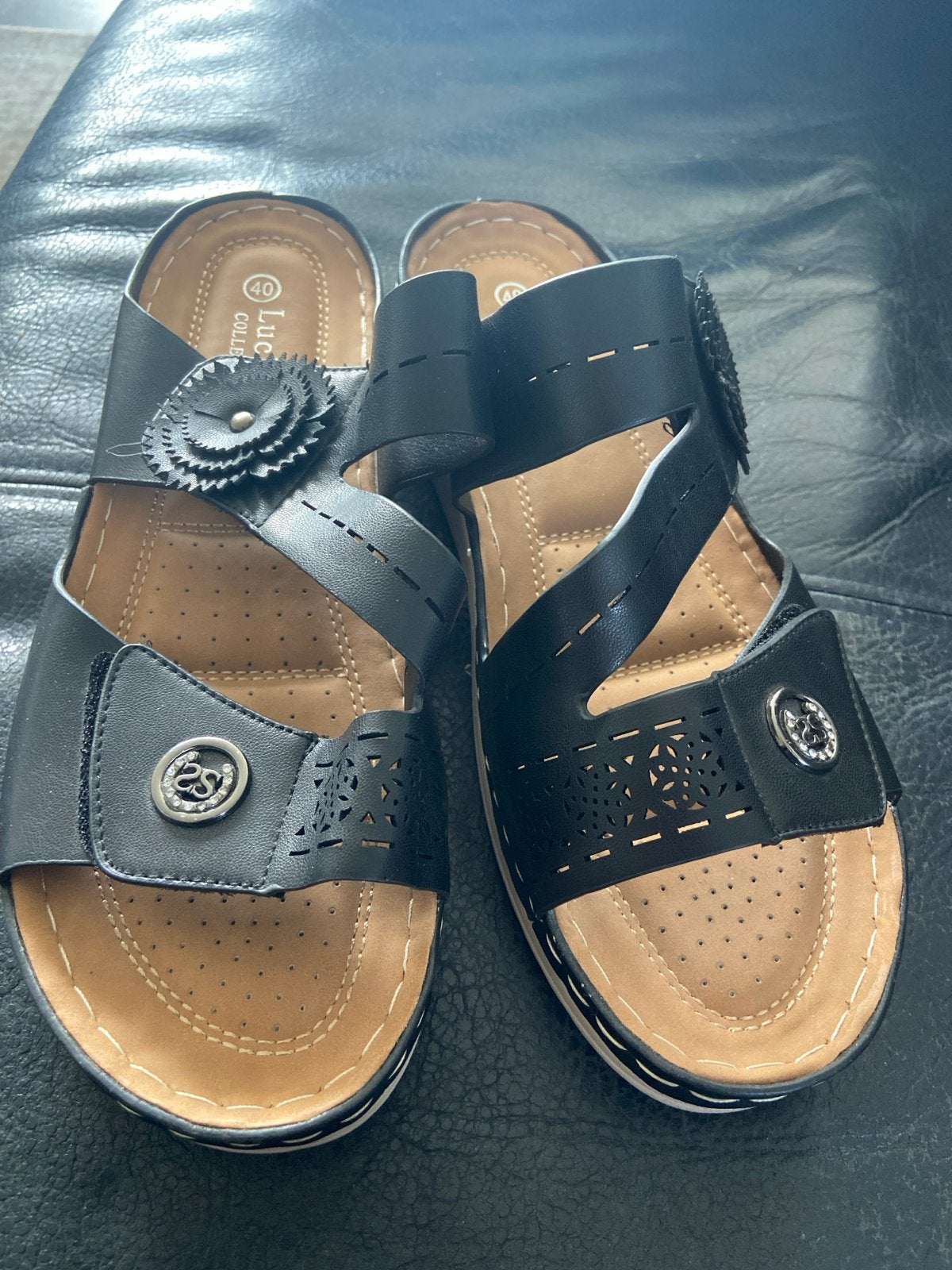Lucky-Z Slippers Maat 40 Nieuw met Klittenband - Zeer Zacht, Kleding | Dames, Schoenen, Ophalen of Verzenden, Nieuw, Slippers