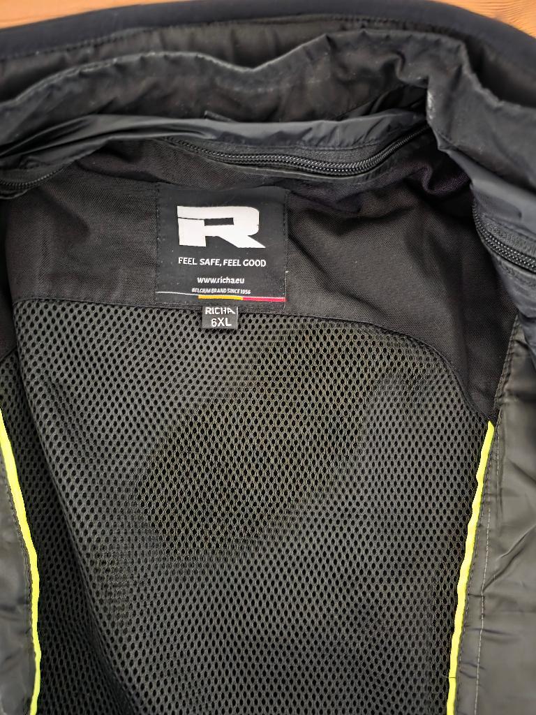Richa Infinity motorjas maat 6XL valt als gewoon 4XL, Motoren, Ophalen of Verzenden, Tweedehands, Jas | textiel, Richa