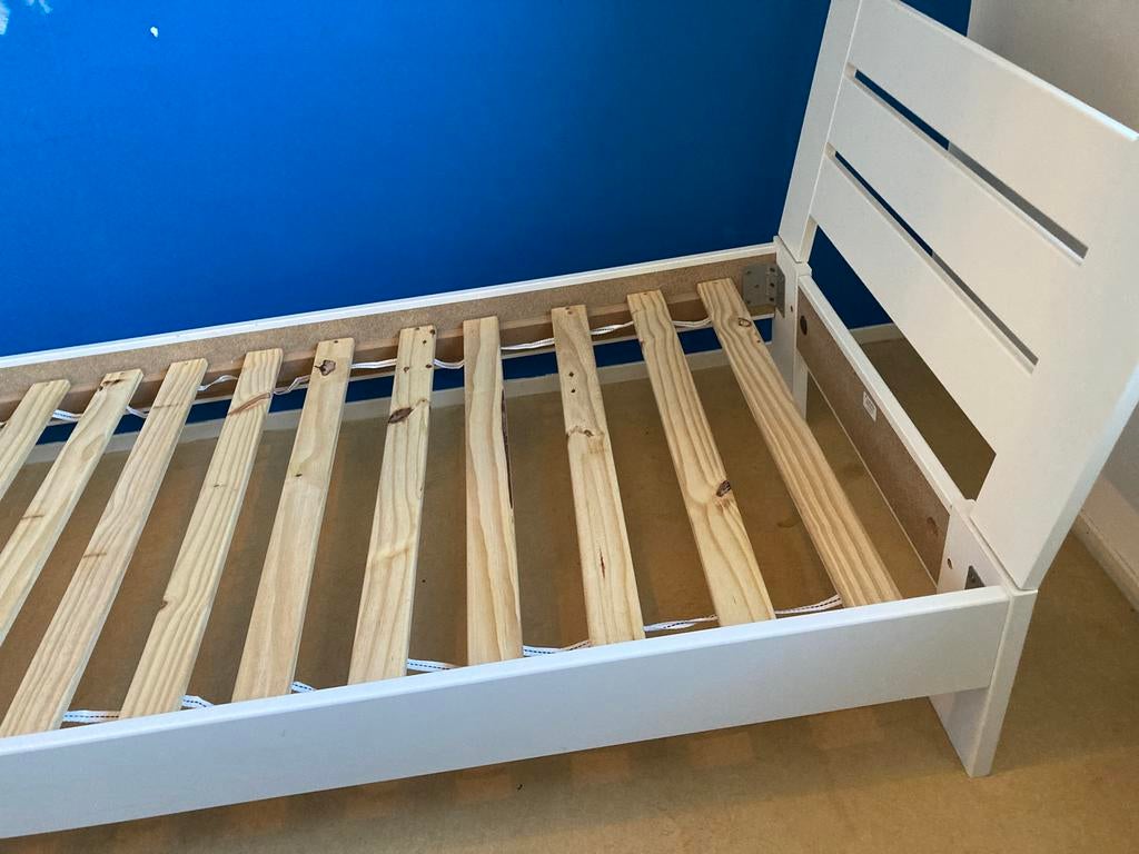 Eenpersoons bed, Ophalen, 85 tot 100 cm, Zo goed als nieuw, Lattenbodem