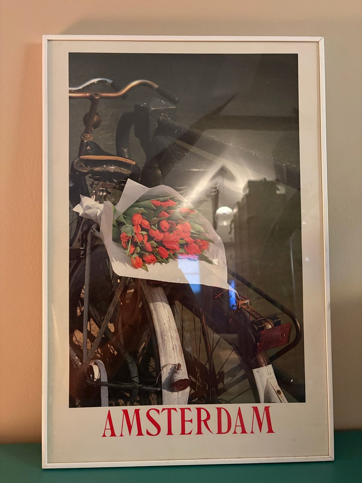 Amsterdam fiets met tulpen poster, Ophalen, Zo goed als nieuw, Foto of Poster, 75 – 100