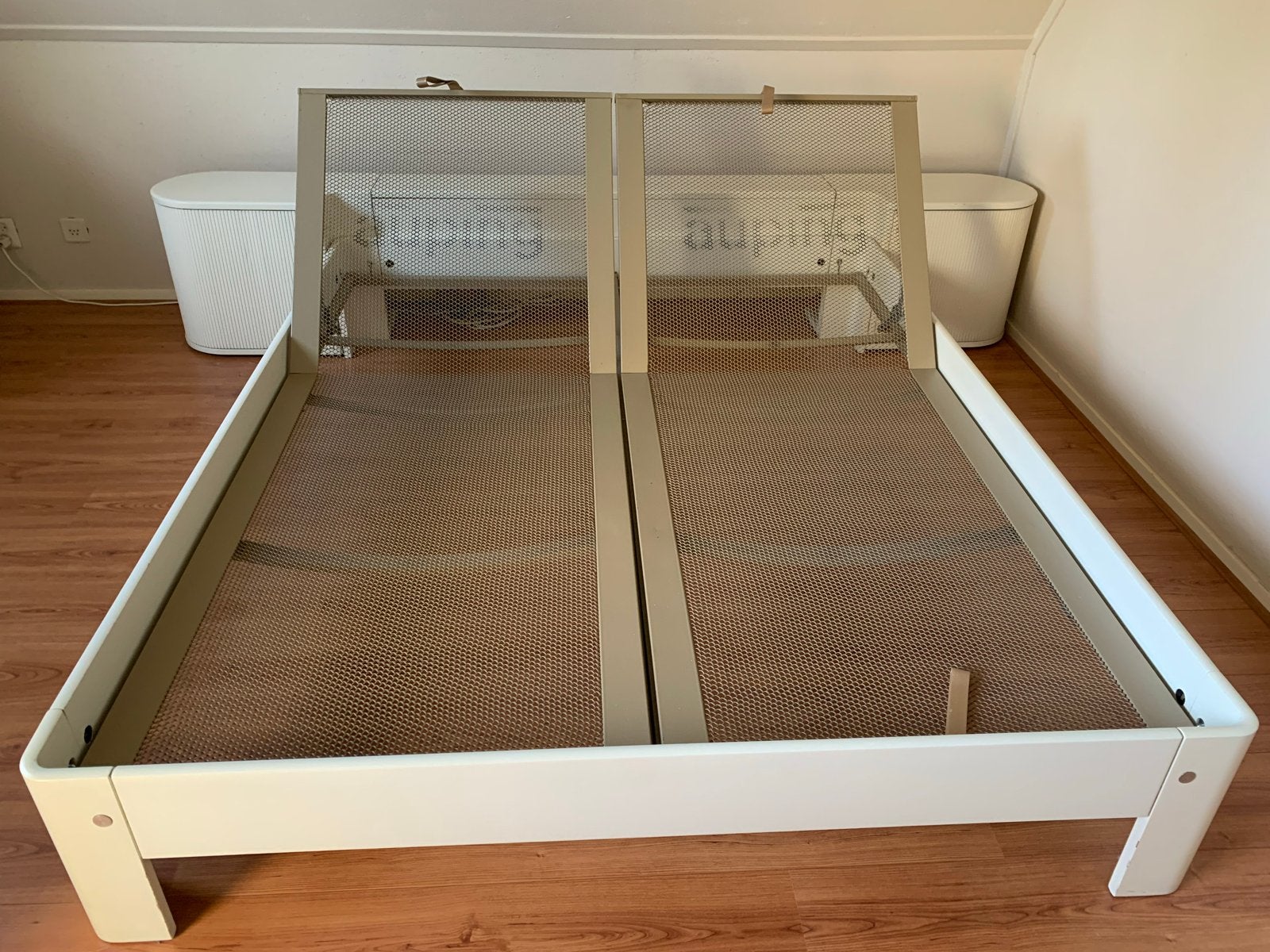 Auping Auronde bed met verstelbare spiraalbodems, Ophalen, Verstelbaar, Wit, Tweepersoons