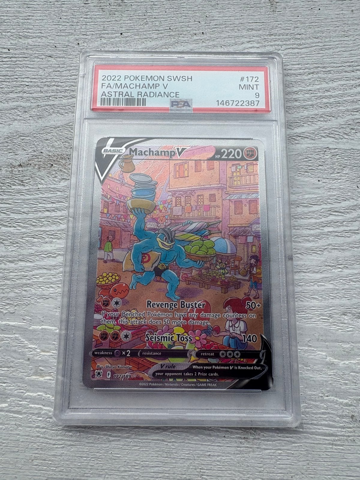 Machamp V (Full Art) PSA 9 - Astral Radiance #172, Ophalen of Verzenden, Zo goed als nieuw, Losse kaart