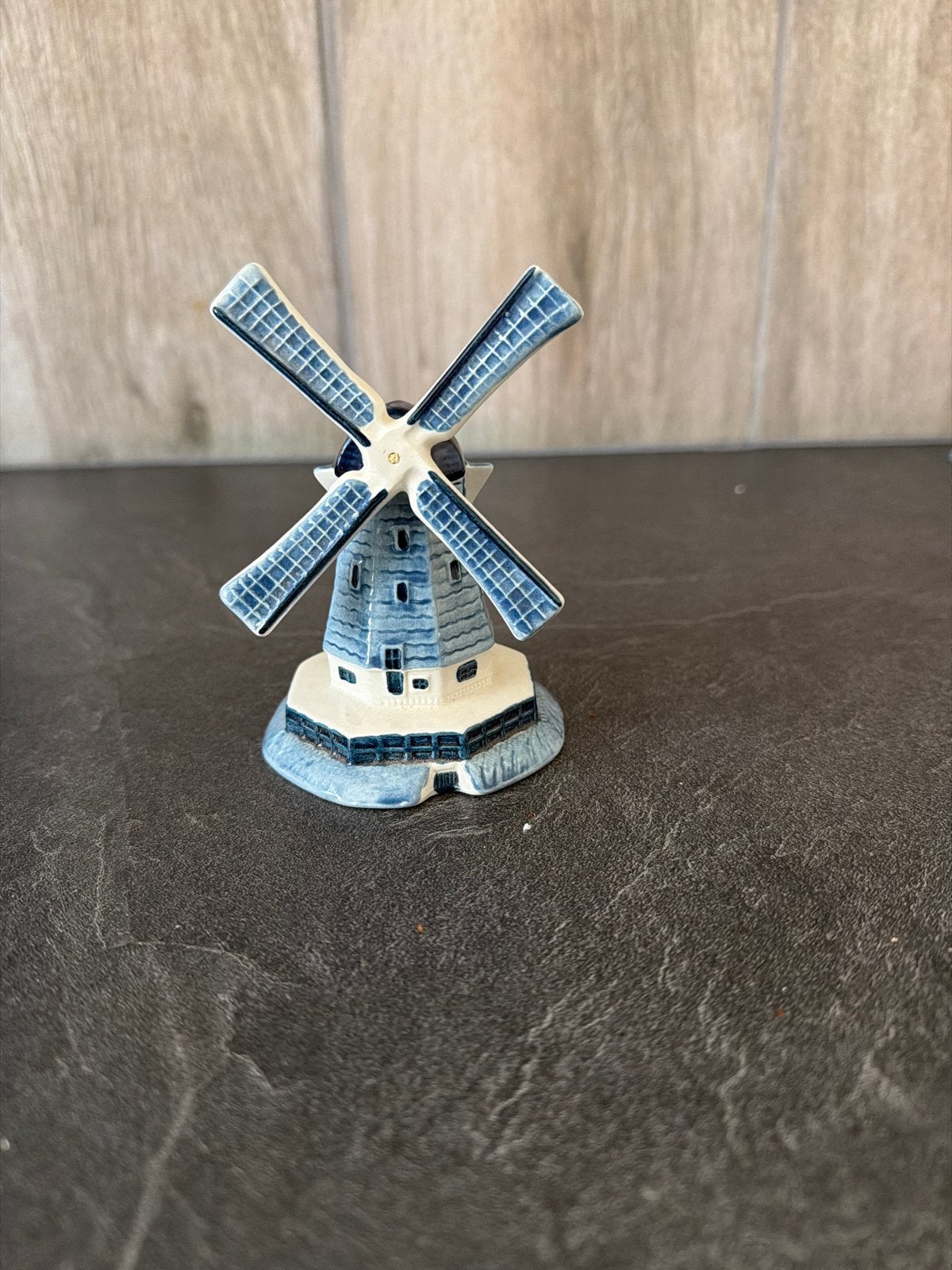 Delfts Blauw Windmolen Miniatuur - Handgeschilderd, Ophalen, Zo goed als nieuw