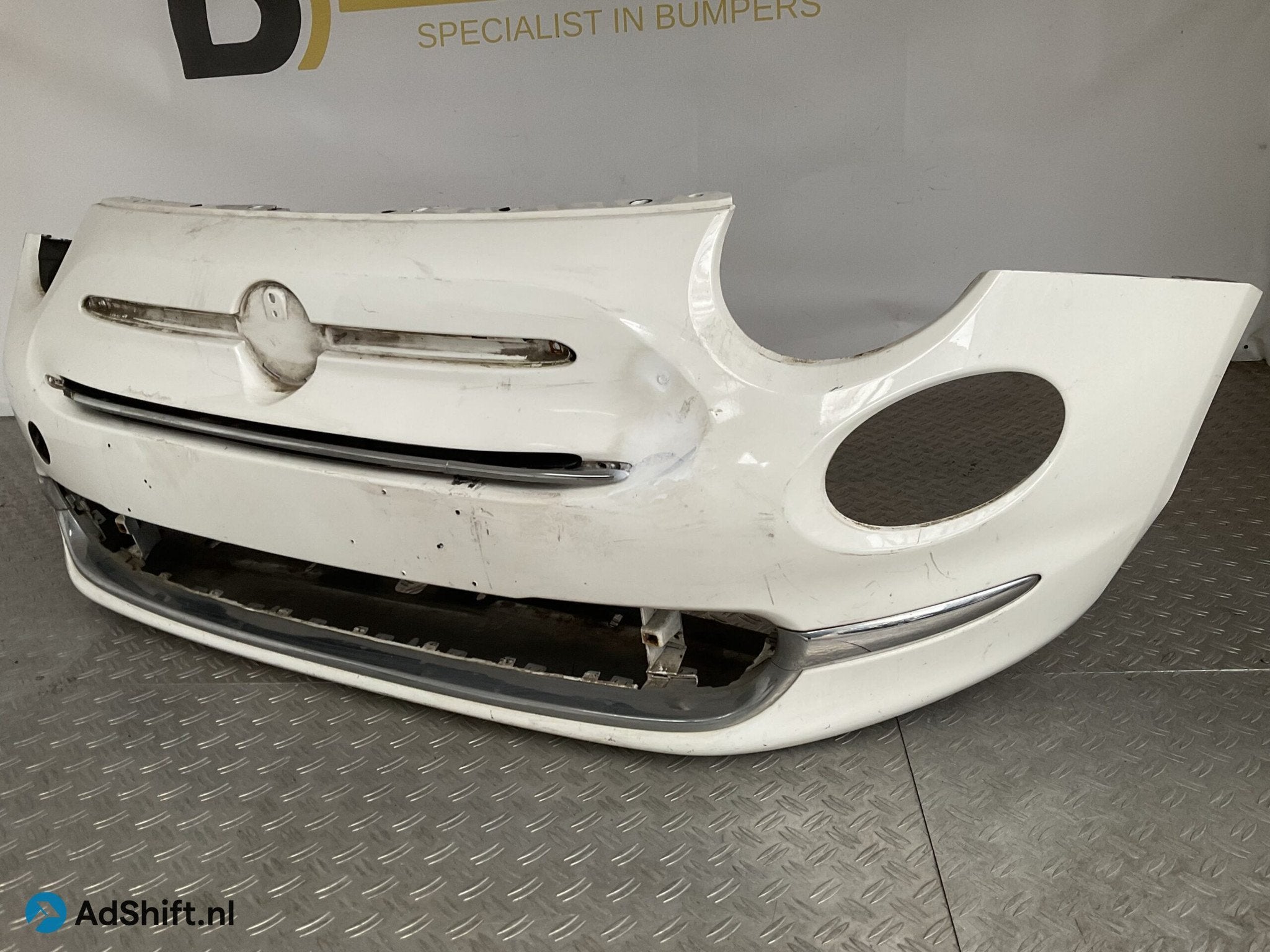 Bumper Fiat 500 Lounge Facelift 16-23 735619491 Voorbumper B, Bumper