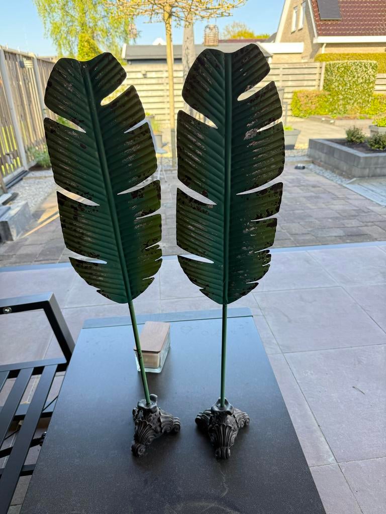 Decoratieve metalen bladeren op voet - set van 2, Huis en Inrichting, Woonaccessoires | Overige, Ophalen, Groen, Vintage, Gebruikt