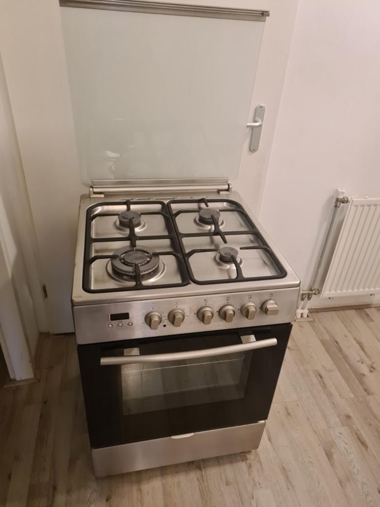 Fornuis  ETNA, Ophalen, 4 kookzones, Gas, Vrijstaand