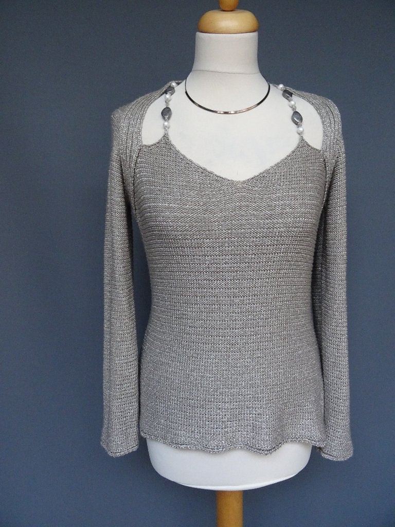 SALE !! FUTURE maat M, aparte trui/top., Kleding | Dames, Truien en Vesten, Maat 38/40 (M), Ophalen of Verzenden, Zo goed als nieuw