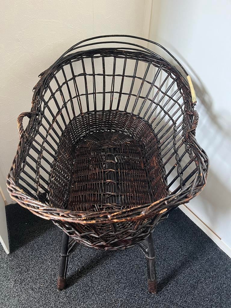 Vintage Wieg van Rotan - Perfect voor Pasgeborenen, Ophalen of Verzenden, Gebruikt, Wieg