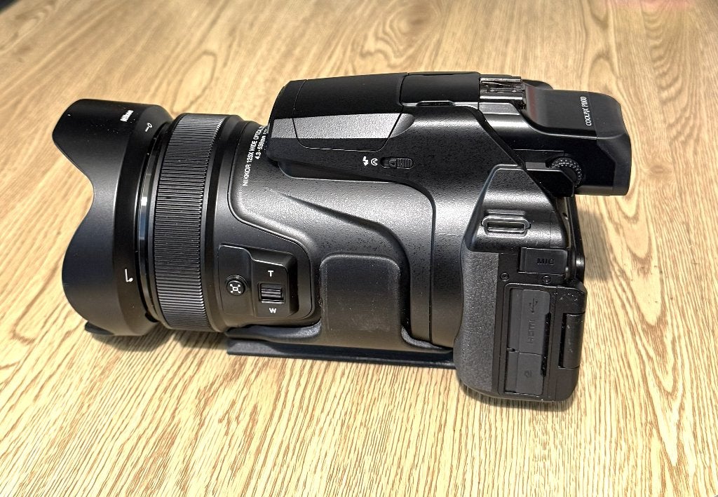 Nikon Coolpix P1100 super zoom., Compact, Ophalen of Verzenden, Zo goed als nieuw, Nikon