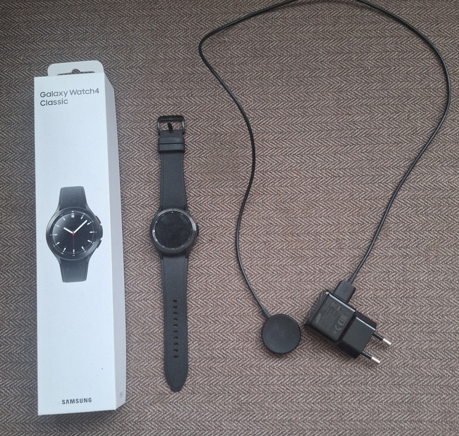 Samsung Galaxy Watch4 Classic Zwart - Zo goed als nieuw, Sieraden, Tassen en Uiterlijk, Smartwatches, Zwart, Ophalen of Verzenden
