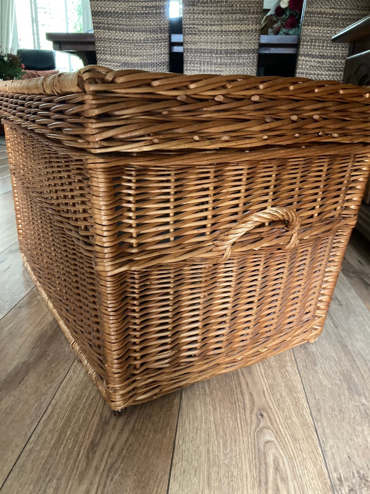 Rieten mand 77/47/42 hoog, Huis en Inrichting, Ophalen, Mand, Zo goed als nieuw, Riet