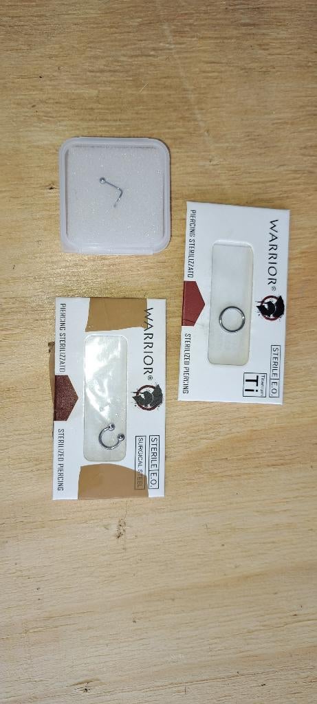 Nieuw piercings set–neuspiercing & ringetjes–steriel verpakt, Ophalen, Nieuw, Staal, Neuspiercing