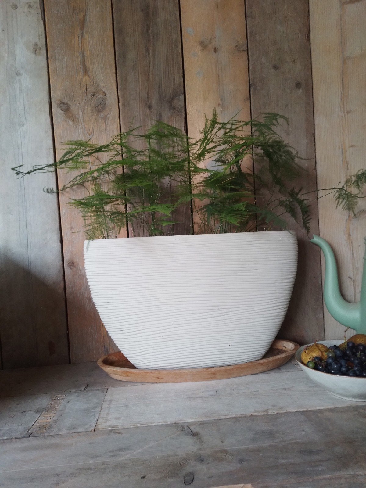 Grote smalle ovaalvormige bloempot, Ophalen, Beige, Natuurlijk materiaal, Zo goed als nieuw