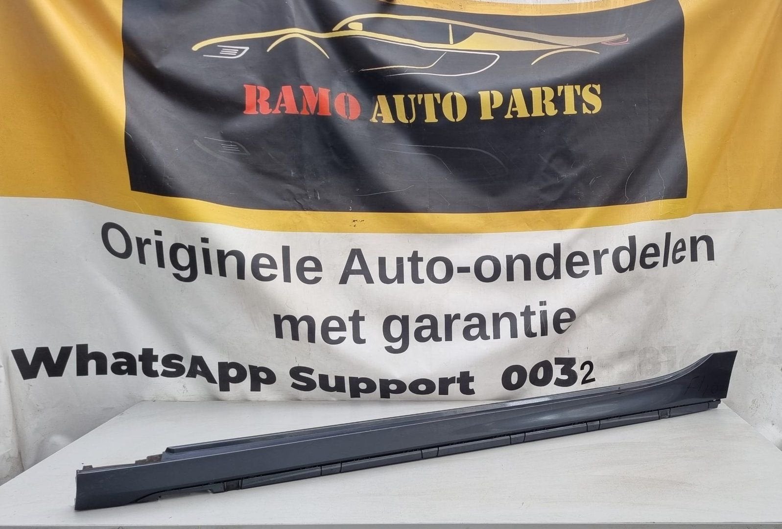 ZIJSKIRT BMW 1 SERIE F40 M PERFORMANCE LINKS 51778072573, Gebruikt, -, -, Ophalen of Verzenden