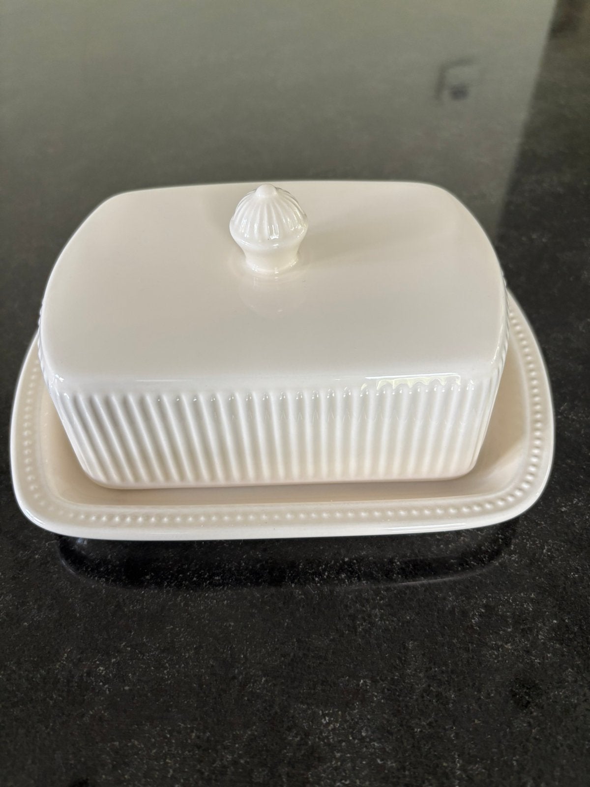 Wedgewood Windsor botervloot bieden vanaf €30, Huis en Inrichting, Ophalen, Zo goed als nieuw, Porselein, Overige typen