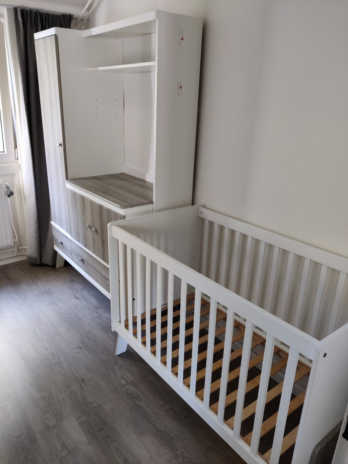 👶🏻 Commode/kast en baby bed model Yazz 👶🏻, Ophalen, Zo goed als nieuw, Jongetje of Meisje