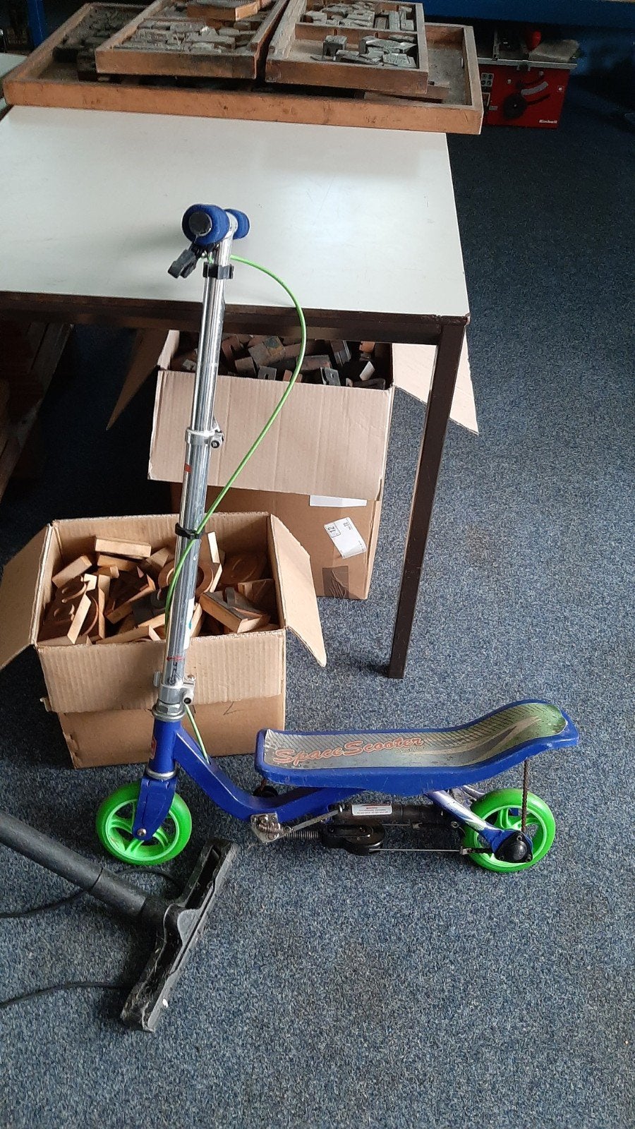 Space Scooter - Blauw met Groene Wielen, Ophalen, Gebruikt, Gewone step, Space Scooter